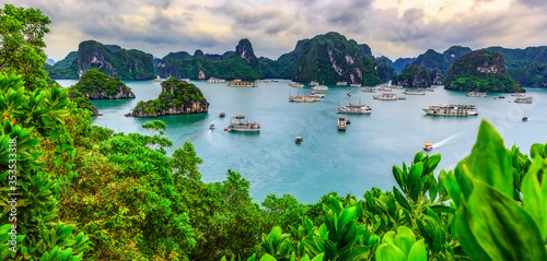 Foto Ha Long Bay, Vietnam