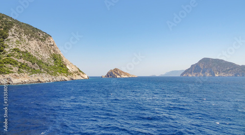 Bild auf Leinwand islands near Skopelos