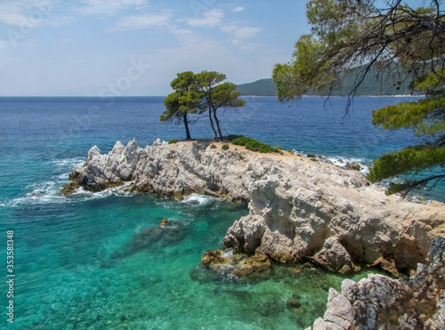 Bild auf Leinwand Amarantos rocks at Skopelos
