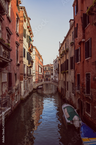Empty streets and bridges of Venice, Italy © Acelya Aksunkur