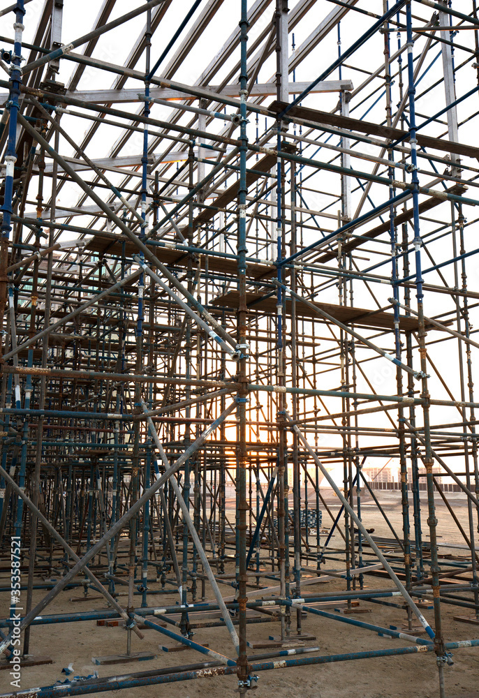 Network of scaffold adjustable jacks for construction of grandstand Network of scaffold adjustable jacks for construction of grandstand