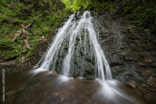 Fototapeta Naklejka Na Ścianę i Meble -  beautiful waterfall in the black forest in southern Germany near Todtmoos.
