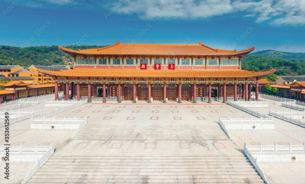 Fototapeta premium Ling Shan scenic spot, Wuxi City, Jiangsu Province, China