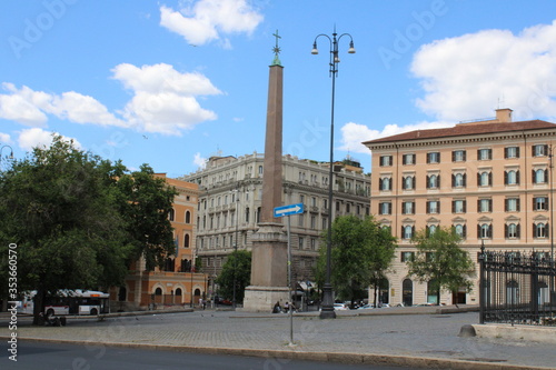 piazza dell esquilino rome Italy
 photo