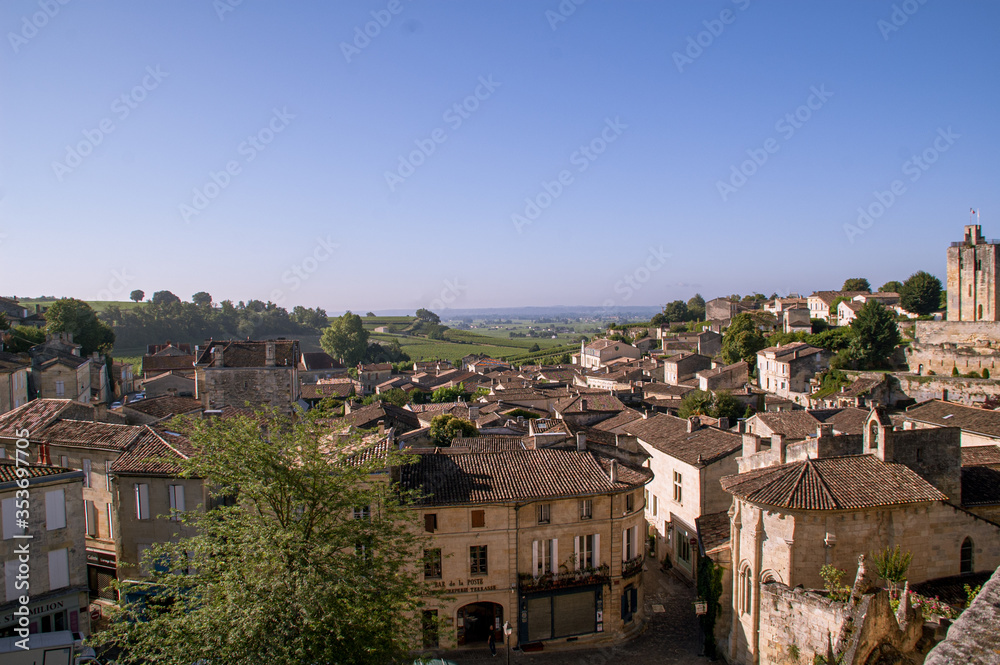 Hills oTertres in the village of Saint-Emilion. France