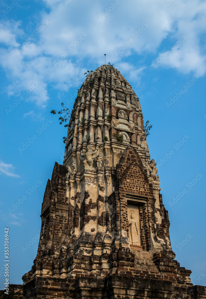 Wat Ratcha Burana, Ayutthaya historical park, Thailand