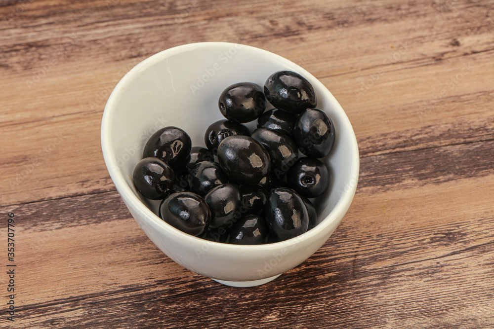 Black olives in the bowl Black olives in the bowl