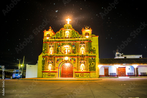 iglesia san Andrés xecul nocturna  photo