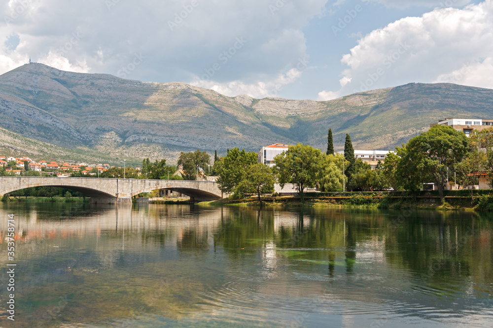 Fototapeta premium bridge over the river