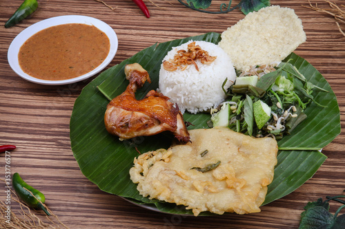 pecel madiun indonesian ethnic food photo