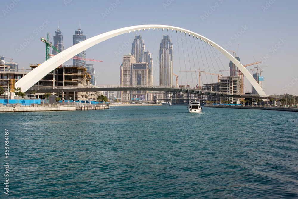 Fototapeta premium Tolerance bridge, Dubai