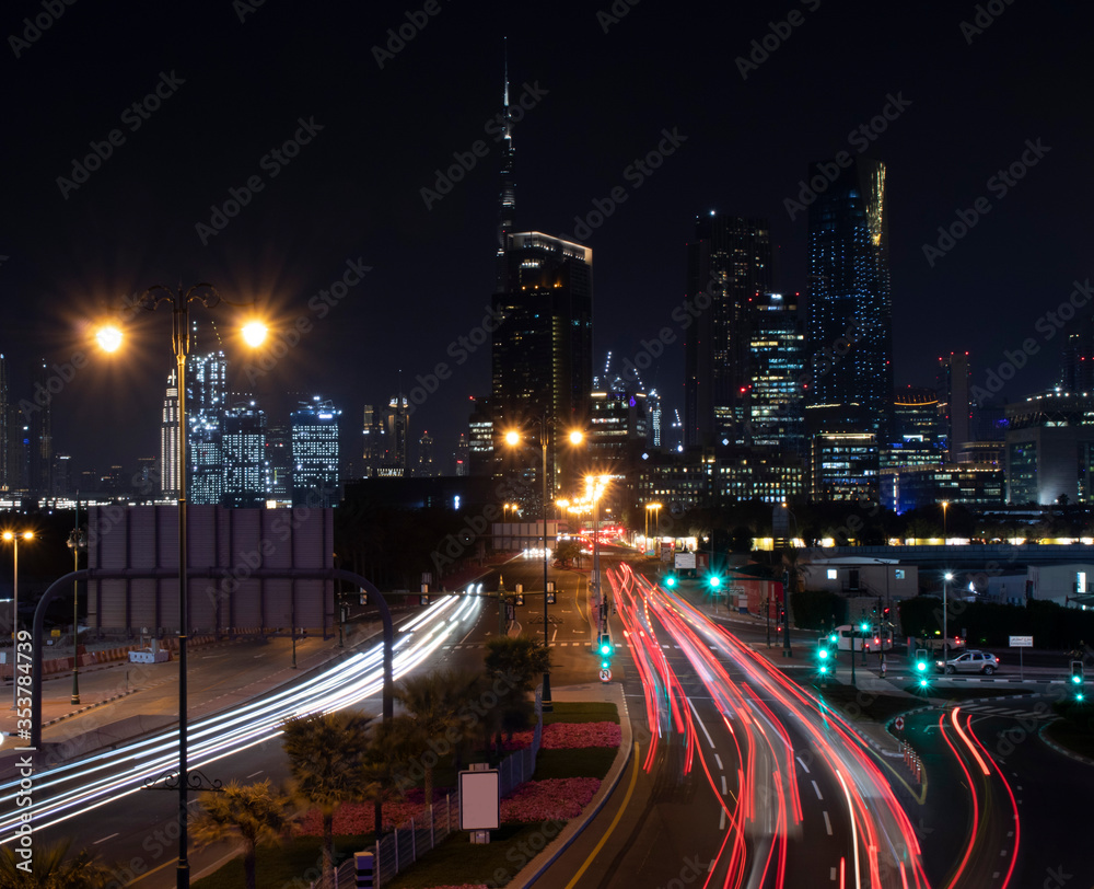 traffic in Dubai at night