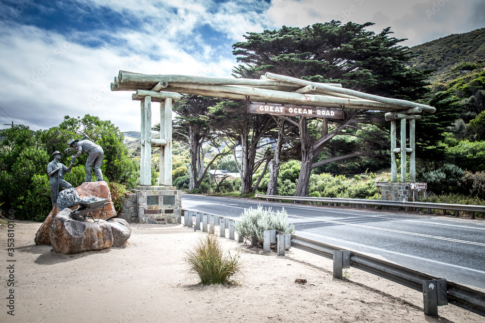 Victoria Australia - December 2017. Great Ocean Road Arch and sculpture commemorating Australian diggers Victoria Australia - December 2017. Great Ocean Road Arch and sculpture commemorating Australian diggers