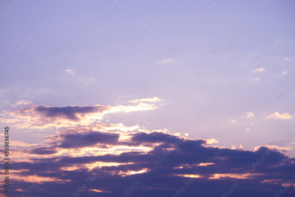 Fototapeta premium Beautiful cloudscape background
