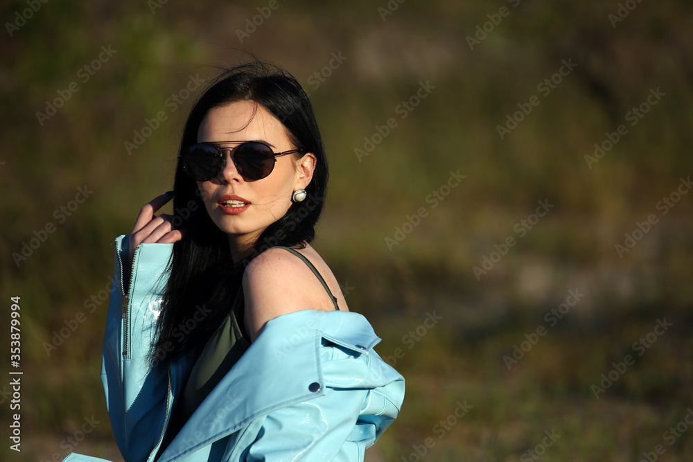 close-up portrait of a beautiful brunette girl in sunglasses close-up portrait of a beautiful brunette girl in sunglasses