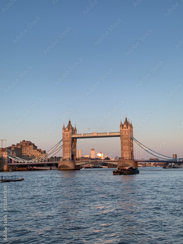 Obraz premium chain bridge in budapest