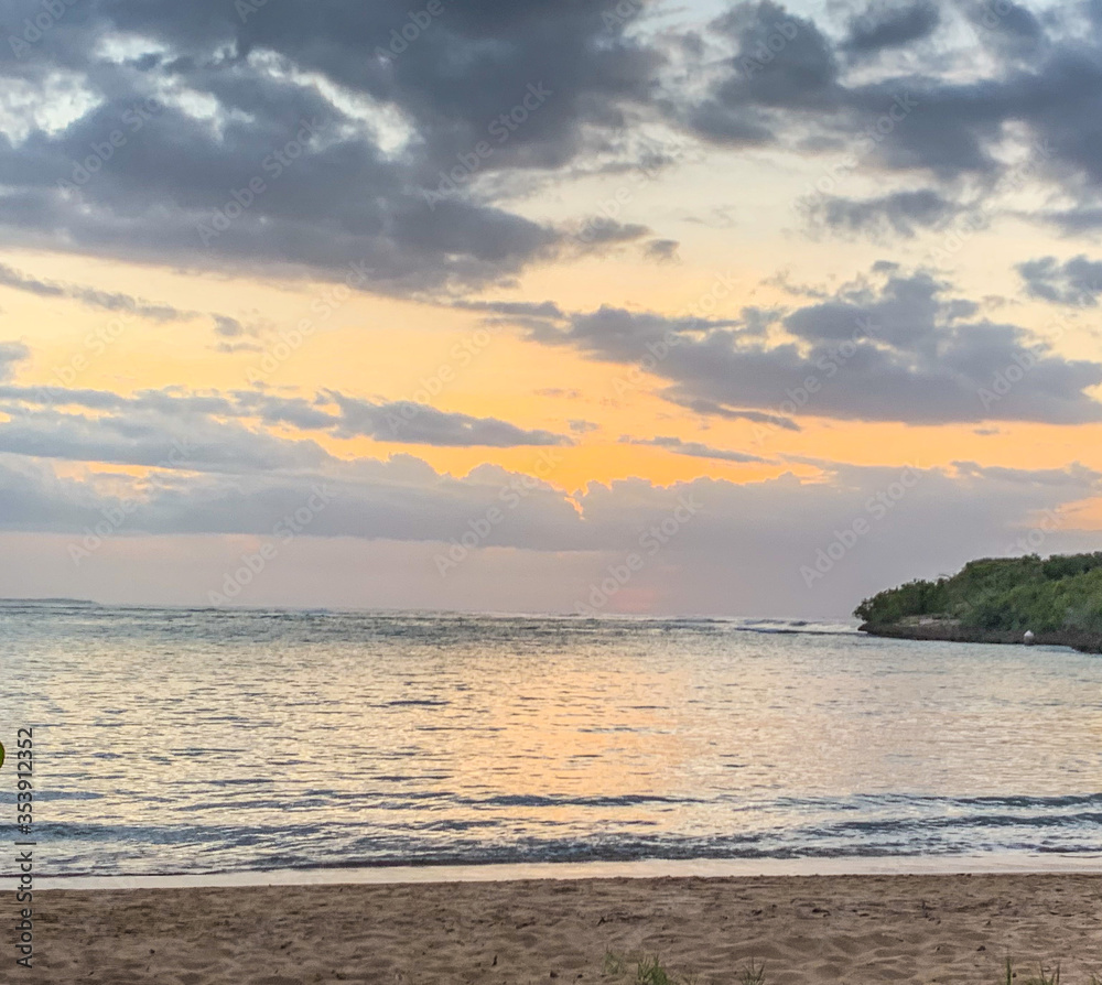 Fototapeta premium sunset over the sea