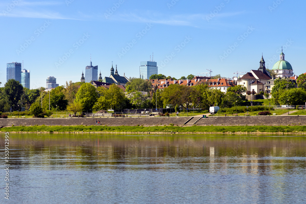 Panoramic view of Warsaw, Poland, city center and Old Town quarter with Wybrzerze Gdanskie embankment at Vistula river