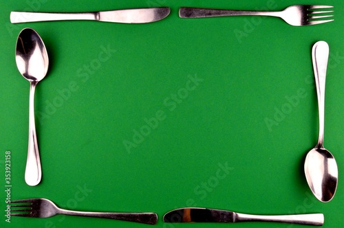 flyer blank with cutlery. green1 