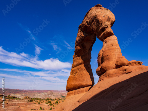 Delicate Arch with Deep Blue Sky in Arches National Park, Utah, USA