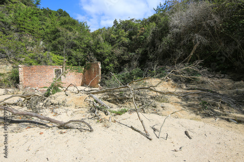 広島県竹原市　大久野島　火薬庫跡 photo