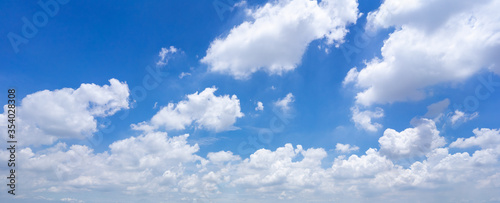 beautiful blue sky and cloud © SMPTY