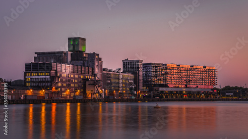 Sunset lights over Rotterdam city © kevin