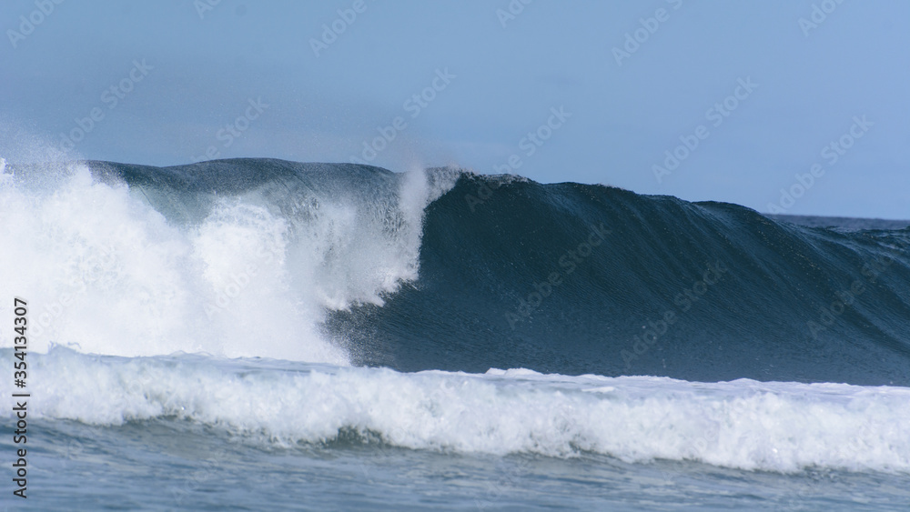 Great Ocean Waves, the best for Surfer