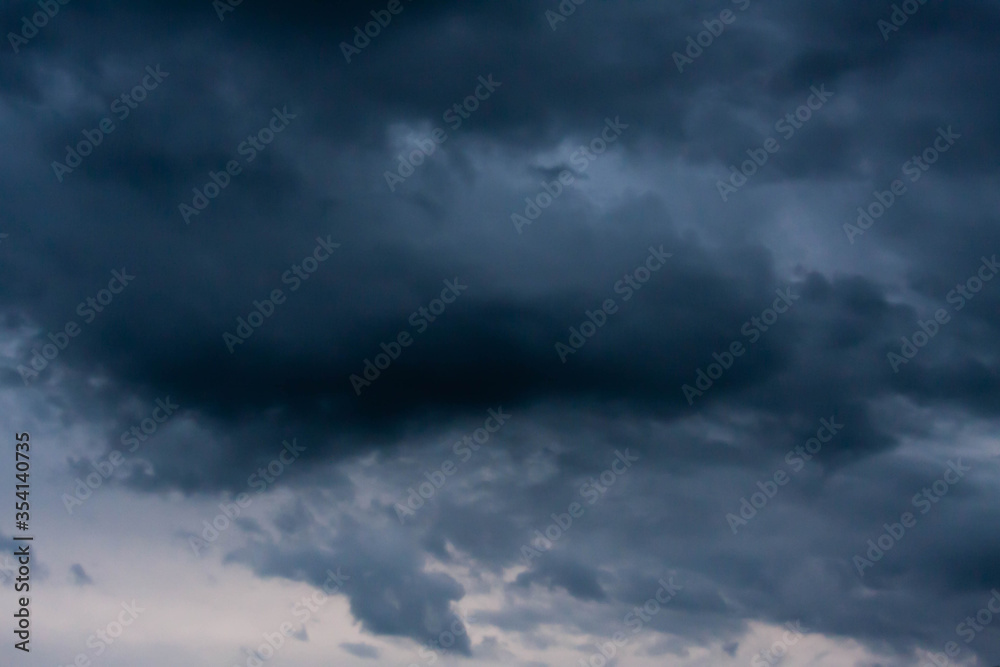 Clouds grouping for the great storm.