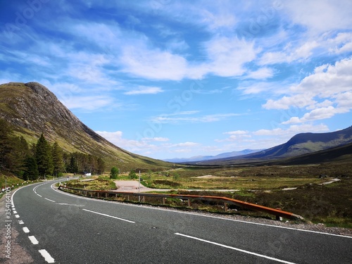 road to the mountains