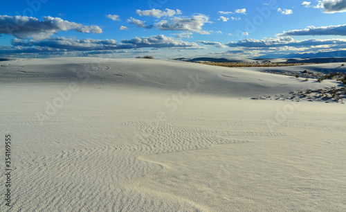 Gypsum sand dunes  White Sands National Monument  New Mexico  USA