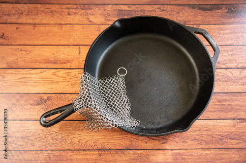 Small Ring Chainmail Scrubber - for Cast Iron, Stainless Steel, Hard Anodized Cookware and Other Pots & Pans