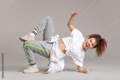 African-American hip-hop da...