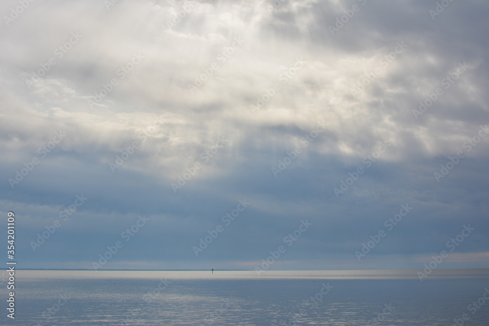 Obraz premium Sunlight over the Chesapeake Bay