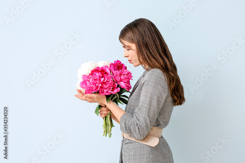 Young woman with beautiful ...