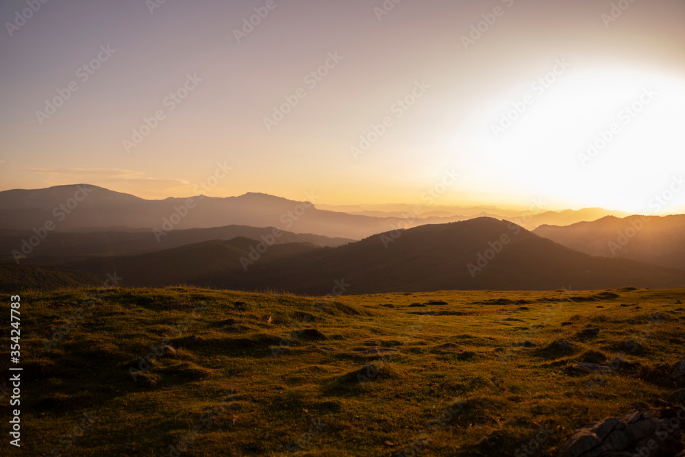Obraz premium sunset in the mountains in Urkiola, basque country