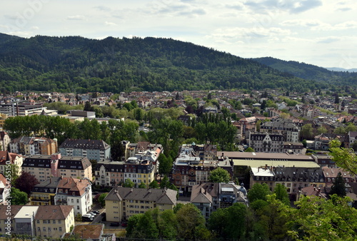 Freiburg im Breisgau unter Wolken