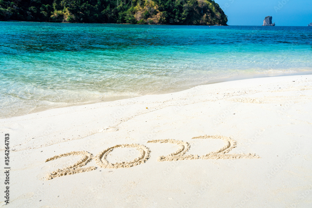 The year 2022 in the sand
