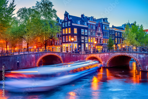 Canvas Print Evening In City Of Amsterdam, Holland, Netherlands
