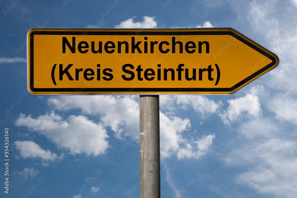 Fototapeta premium Wegweiser Neuenkirchen (Kreis Steinfurt)