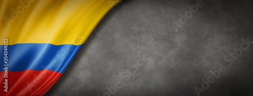 Fotografie Colombian flag on concrete wall banner