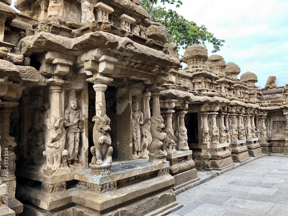 The Kanchi Kailasanathar temple in Kancheepuram. It is one of the oldest structure built by Narasimhavarman-II during 700AD in Pallava architecture style.