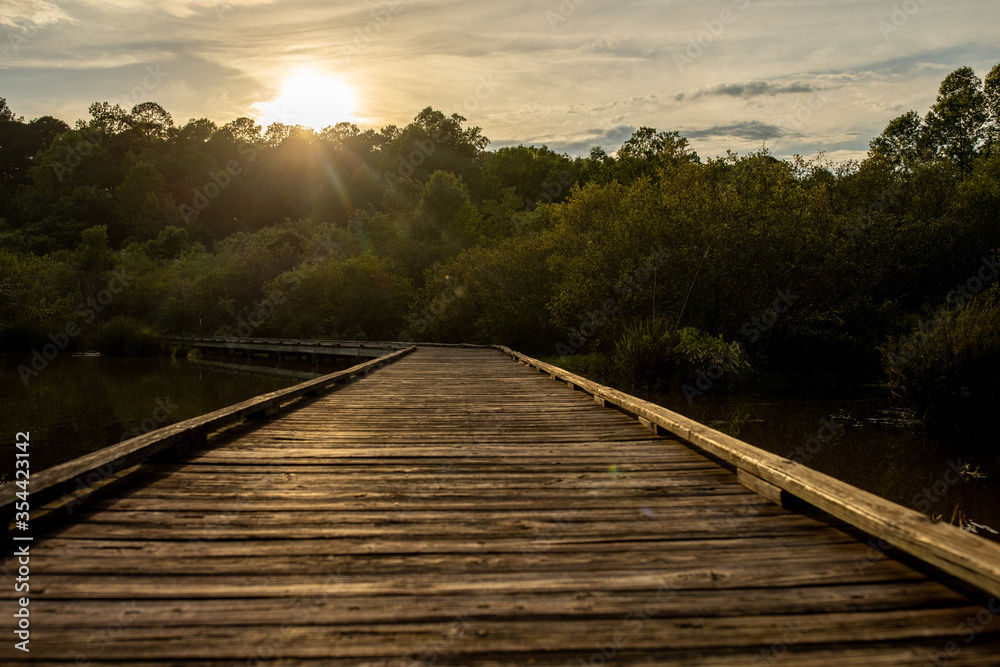 Obraz premium Sunset Boardwalk