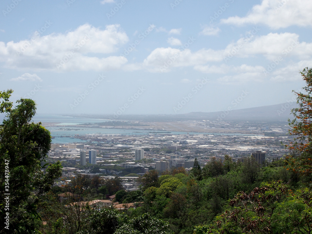 Mountain view of Honolulu cityscape