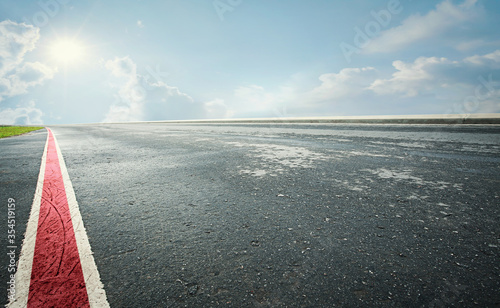 Foto Low angle view International race track with route, digital imaging recomposition background