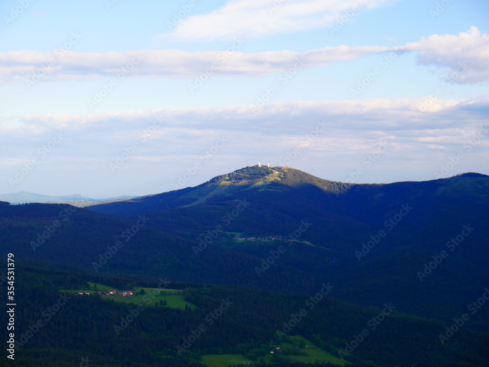 Kleiner Osser, Deutschland / Tschechien: Blick auf den höchsten Gipfel im Bayerischen Wald, den großen Arber (1456 m)