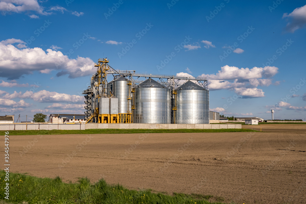 agro-processing and manufacturing plant for processing and silver silos for drying cleaning and storage of agricultural products, flour, cereals and grain. Granary elevator. agro-processing and manufacturing plant for processing and silver silos for drying cleaning and storage of agricultural products, flour, cereals and grain. Granary elevator.