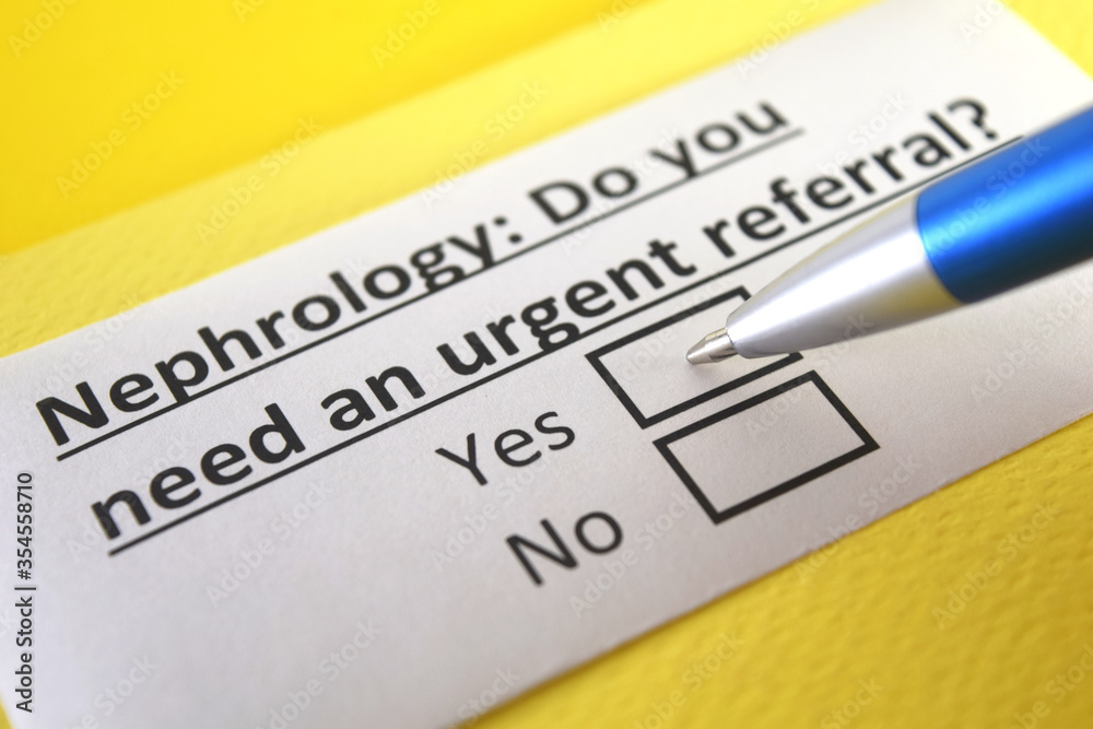One person is answering question about nephrology. One person is answering question about nephrology.
