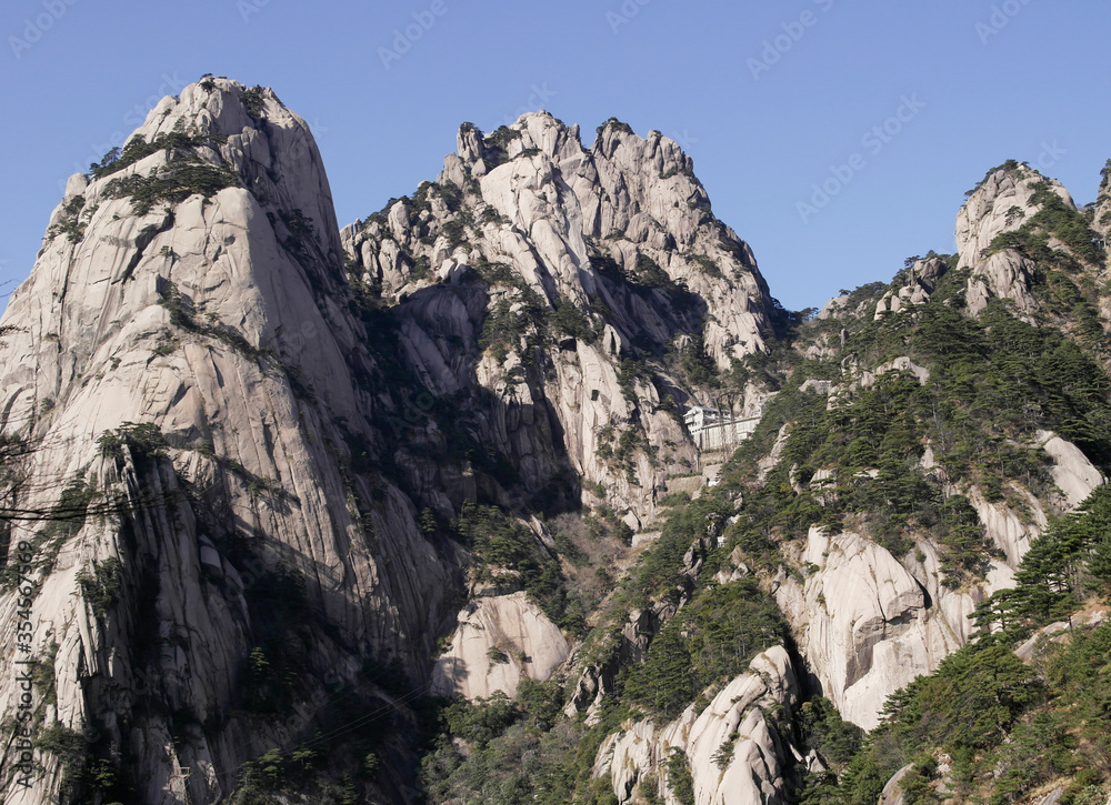 Fototapeta premium Mountain view of Yellow Mountain in Anhui of China