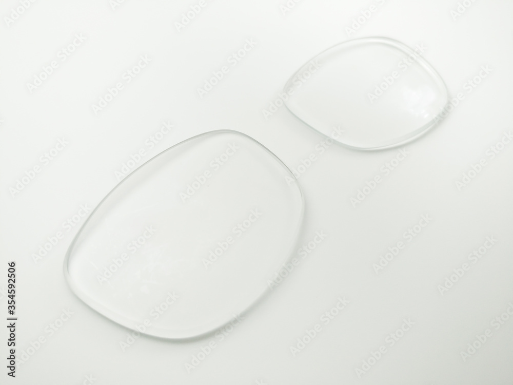 Eyeglasses lenses ,Damaged by scratching. Which affects the vision Eyeglasses lenses ,Damaged by scratching. Which affects the vision